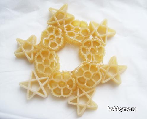 Снежинки из макарон Снежинки из макарон,,новый год,снежинки,из макарон,макароны,снежинки из макарон