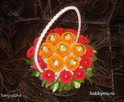 Корзина с цветами из конфет
Корзина с цветами из конфет,,корзины,корзинки,сладкие корзины,цветы из конфет