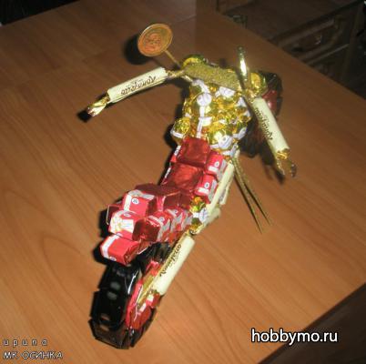 Мотоцикл из конфет своими руками Мотоцикл из конфет своими руками,,мотоциклы,мотоцикл из конфет,мотоцикл из конфет своими руками,из конфет