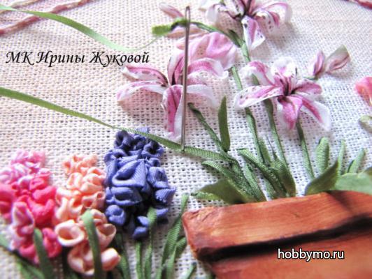 Вышивка лентами. Лилия, тюльпаны и гиацинты Вышивка лентами. Лилия, тюльпаны и гиацинты,,горшочки с цветами,цветы из лент,вышивка лентами цветов,вышивка лентами,вышивка из лент,вышивание лентами