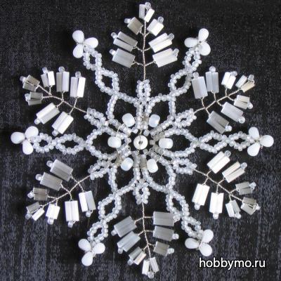 Снежинки из стекляруса на проволоке Снежинки из стекляруса на проволоке