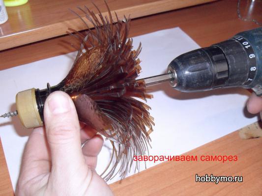 Одуванчик Шар из пластиковых бутылок Одуванчик Шар из пластиковых бутылок,,из пластиковых бутылок,садовые поделки,пластиковые бутылки,одуванчики из пластиковых бутылок,одуванчики своими руками,одуванчики