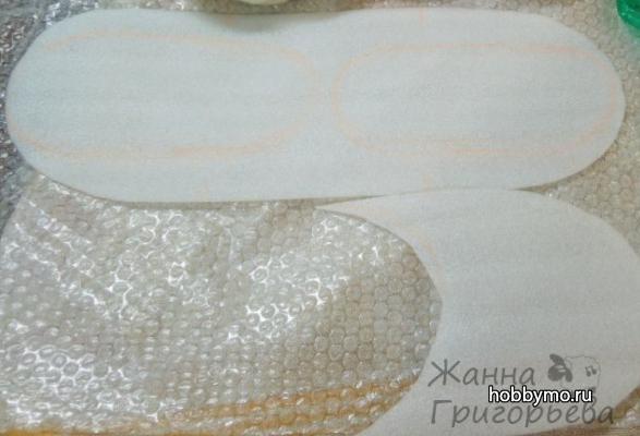 Тапочки Апельсинки своими руками (Мокрое валяние шерстью для начинающих) Тапочки Апельсинки своими руками (Мокрое валяние шерстью для начинающих),,мокрое валяние,валяние тапочек,валяние,тапочки