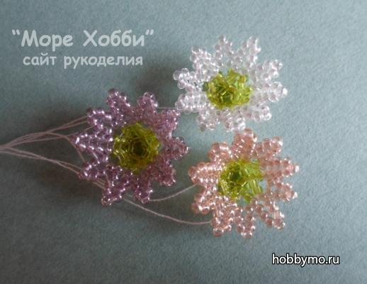 Маленький цветок из бисера Маленький цветок из бисера,,цветы из бисера,цветок из бисера,маленький цветок из бисера