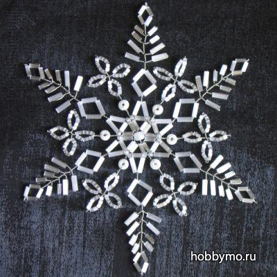 Снежинки из стекляруса на проволоке Снежинки из стекляруса на проволоке,,снежинки,снежинки из стекляруса,снежинки из бисера,новый год,бисероплетение