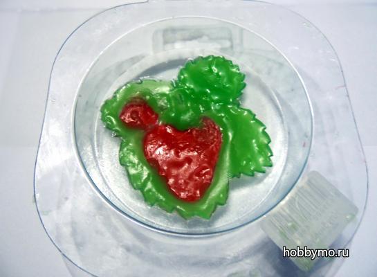 Мыло Клубничка своими руками (мастер-класс) Мыло Клубничка своими руками (мастер-класс),,подарки своими руками,мыло ручной работы,мыло для начинающих,мыло своими руками,трехслойное мыло,трехцветное мыло