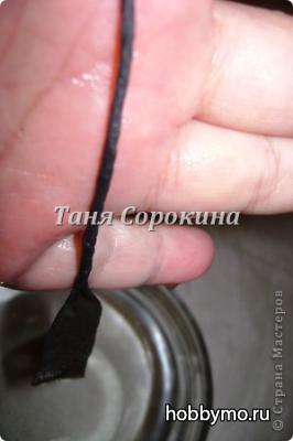 Декоративная бутылочка в техник пейп-арт Декоративная бутылочка в техник пейп-арт,,вазы своим руками,декорирование бутылок,бутылочки,вазы,вазочки,таня сорокина,пейп-арт,бумажное творчество
