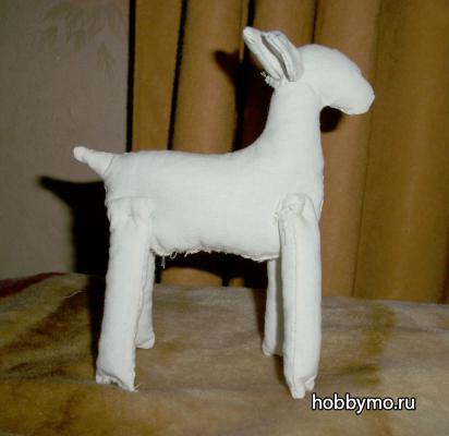 Мягкая овечка из ткани Мягкая овечка из ткани,,мягкие овечки,овечки своими руками,мягкие игрушки,овечки из ткани,овечки,животные с фермы,выкройки овечек,2015,год овцы