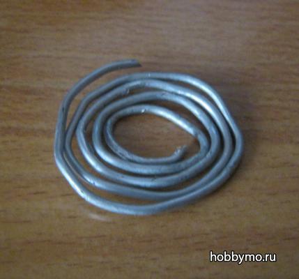 Подставка из проволоки для пасхальных яиц Подставка из проволоки для пасхальных яиц,,из проволоки,пасха,плетение,плетение из проволоки,подставки под яйцо