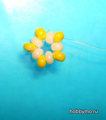 Серьги Цветы из бисера Серьги Цветы из бисера,,сережки из бисера,серьги цветы из бисера,серьги цветы,серьги цветок,серьги из бисера,серьги