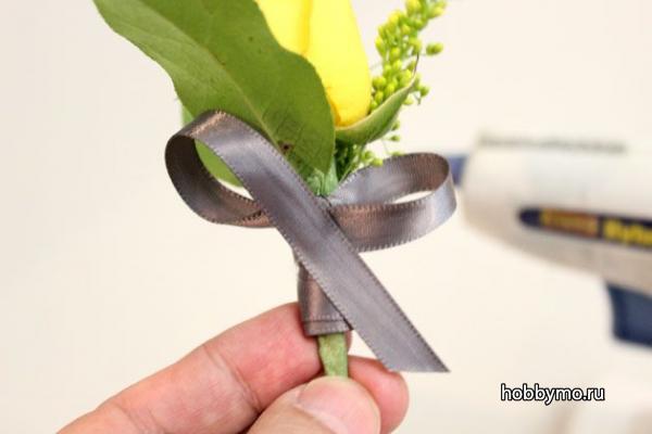 Бутоньерка из живых цветов Бутоньерка из живых цветов,,бутоньерки,флористика,свадьба,выпускной бал