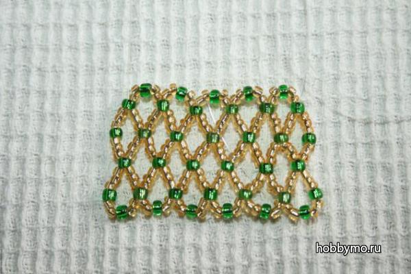 Подставка для пасхальных яиц (бисероплетение) Подставка для пасхальных яиц (бисероплетение),,бисероплетение,подставки для яиц из бисера,подставки для яиц,бисерные подставки для яиц