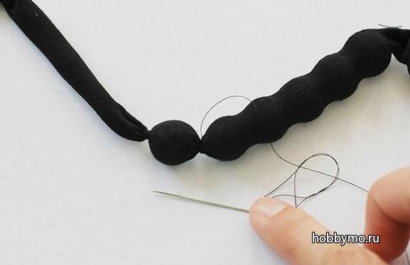 Бусы обтянутые тканью Бусы обтянутые тканью,,бусы обтянутые тканью,тканевые бусы,бусы из ткани,бусы