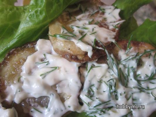 Кабачки жареные с чесноком и майонезом Кабачки жареные с чесноком и майонезом,,закуска из кабачков,кабачки с чесноком,закуски,жареные кабачки,кабачки