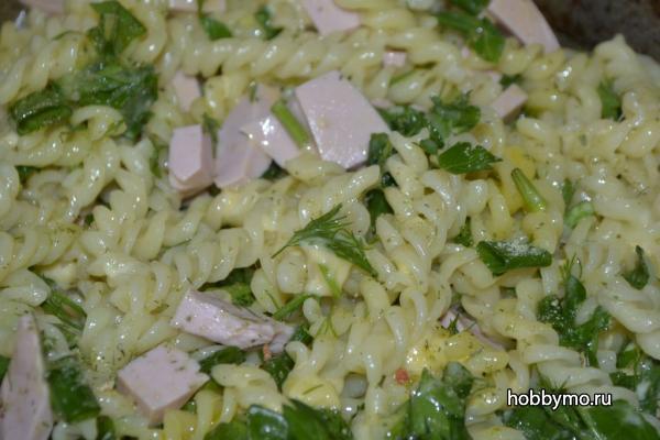Макароны с сыром и колбасой Макароны с сыром и колбасой,,макароны с сыром,макароны,макароны с колбасой,вторые блюда