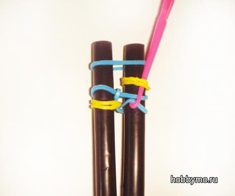 Браслет из резинок коса русалки Браслет из резинок коса русалки,,rainbow loom,простой браслет из резинок,плетение из резинок для начинающих,плетение из резинок rainbow loom,плетение из резинок,из резинок,браслеты из резинок,браслет из резинок крючком,браслет из резинок,резиночки,браслеты