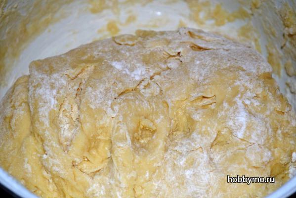 Булочки дрожжевые с творогом Булочки дрожжевые с творогом,,булочки розочки,выпечка с творогом,творог,булочки дрожжевые,к чаю,булочки к чаю,выпечка,булочки с творогом,дрожжевое тесто