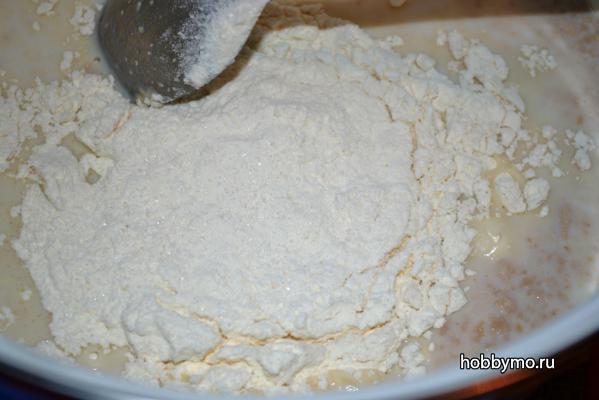 Булочки дрожжевые с творогом Булочки дрожжевые с творогом,,булочки розочки,выпечка с творогом,творог,булочки дрожжевые,к чаю,булочки к чаю,выпечка,булочки с творогом,дрожжевое тесто