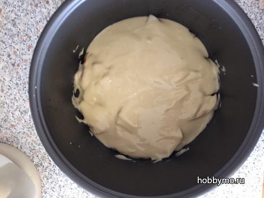 Шарлотка с яблоками в мультиварке Шарлотка с яблоками в мультиварке,,сладкая выпечка,выпечка,шарлотка,яблоки,мультиварка,пирог