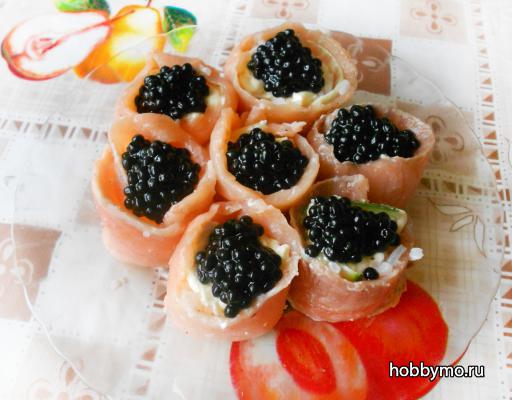 Рулетики из филе красной рыбы Рулетики из филе красной рыбы
