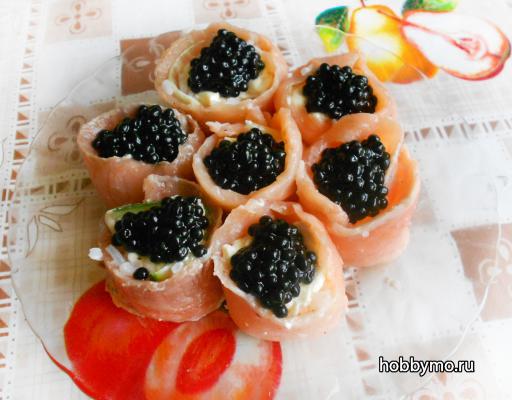 Рулетики из филе красной рыбы Рулетики из филе красной рыбы,,закуски,рыба,закуски из рыбы,рулетики из рыбы,холодные закуски,черная икра,первые блюда