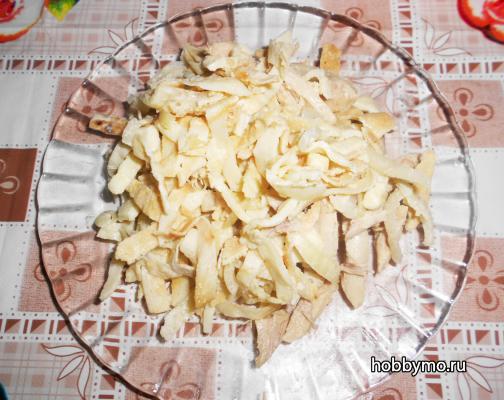 Салат с яичными блинчиками Салат с яичными блинчиками,,мясные салаты,салаты с мясом,яичные блинчики,салаты,первые блюда