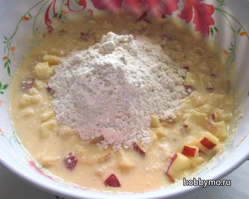 Запеканка творожная с яблоками Запеканка творожная с яблоками,,манная крупа,запеканка с яблоками,выпечка,запеканка,запеканки