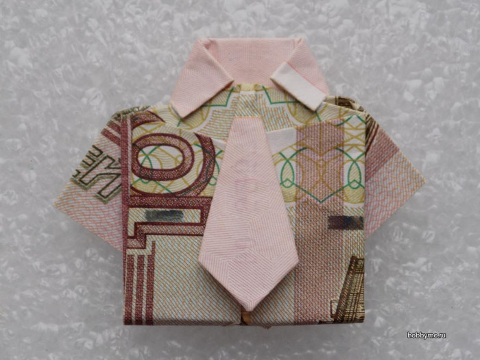 Оригами. Рубашка из денежной купюры.